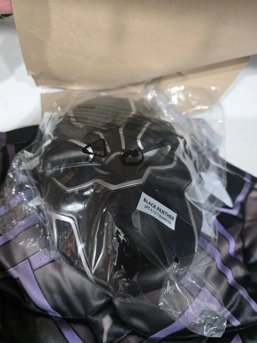 NEW Black Panther Halloween Dress Up Costume Boys Small 6/7 with Mask